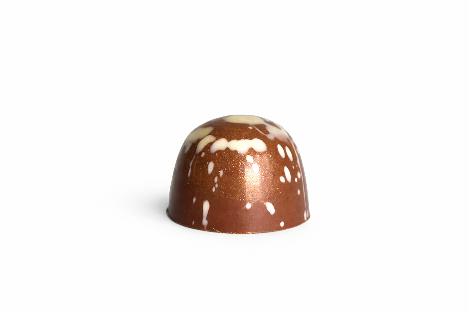 Milk Mocha chocolate bonbon with rose-gold dusted finish